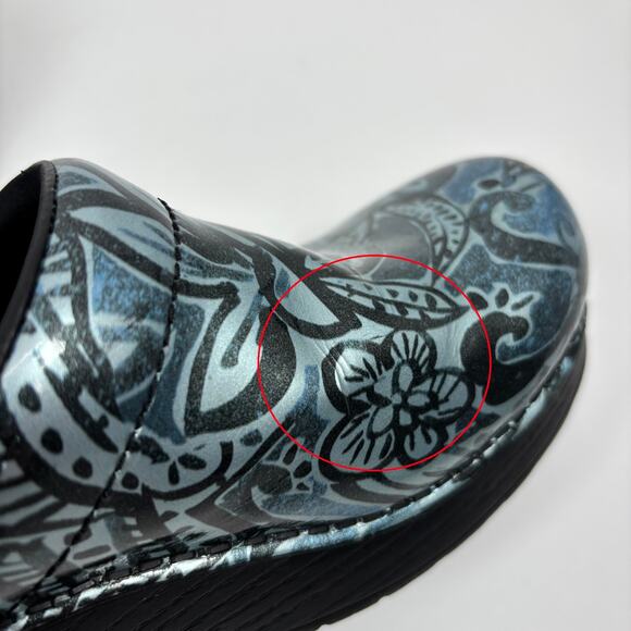 Dansko Professional Clogs 39 / 8.5 - 9 Denim Floral Patent Leather Nursing Shoes - Picture 9 of 12